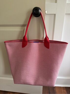 Rothy's Lightweight Tote in Light Poppy